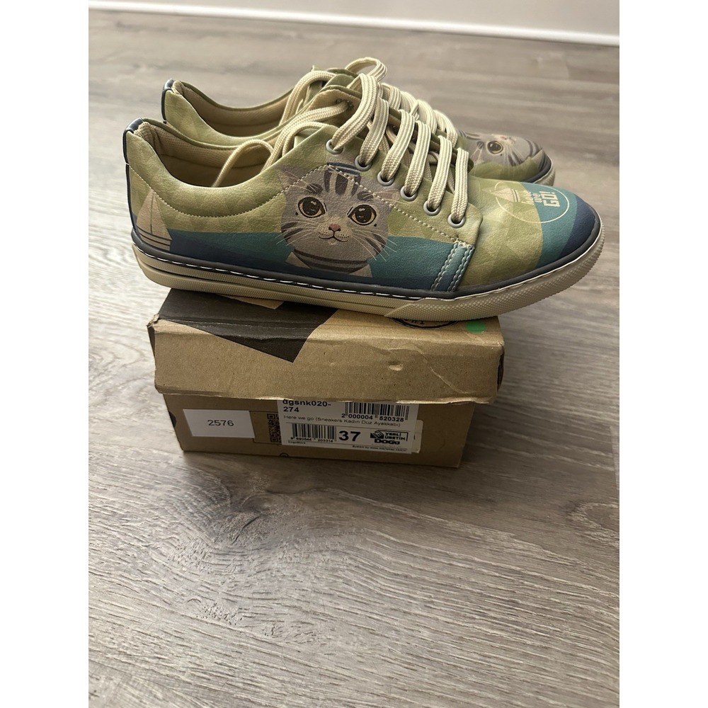 Dogo Here We Go Sneaker Cats Shoe Womens 37
